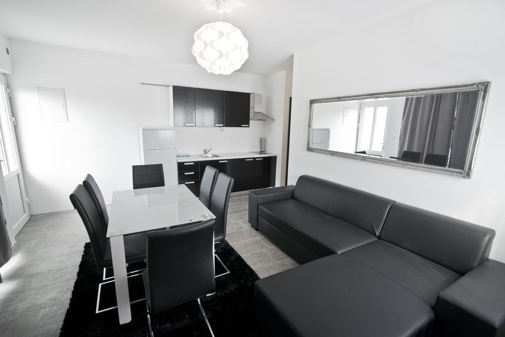 Rooms & Apartments Marinero Betina  Exteriör bild